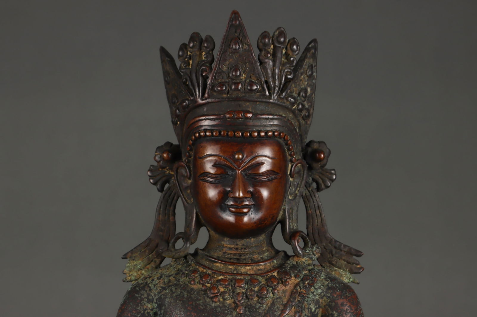 An Exquisite Bronze Buddha Statue - 5