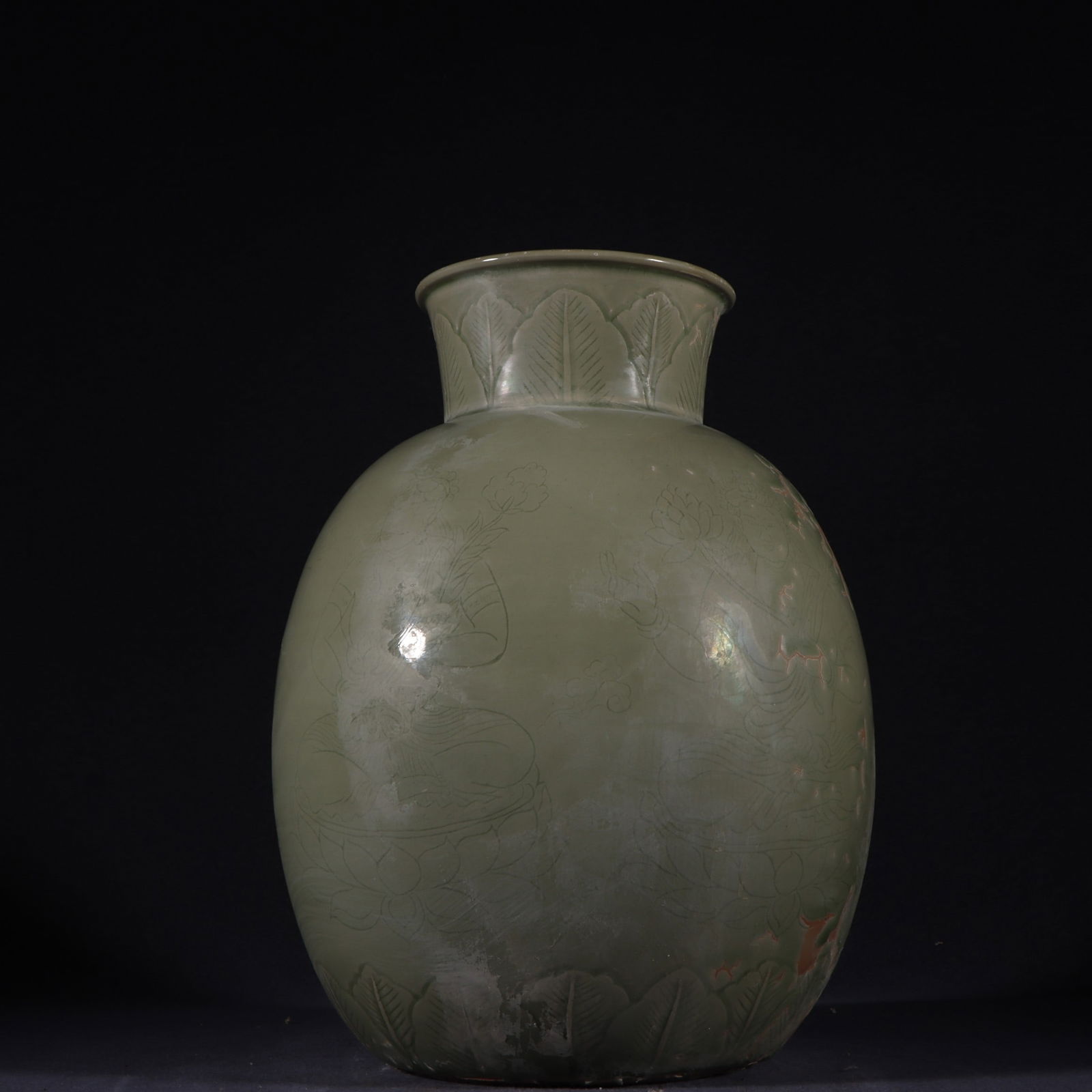 An Exquisite Yue yao Celadon Figure Pattern Jar - 3