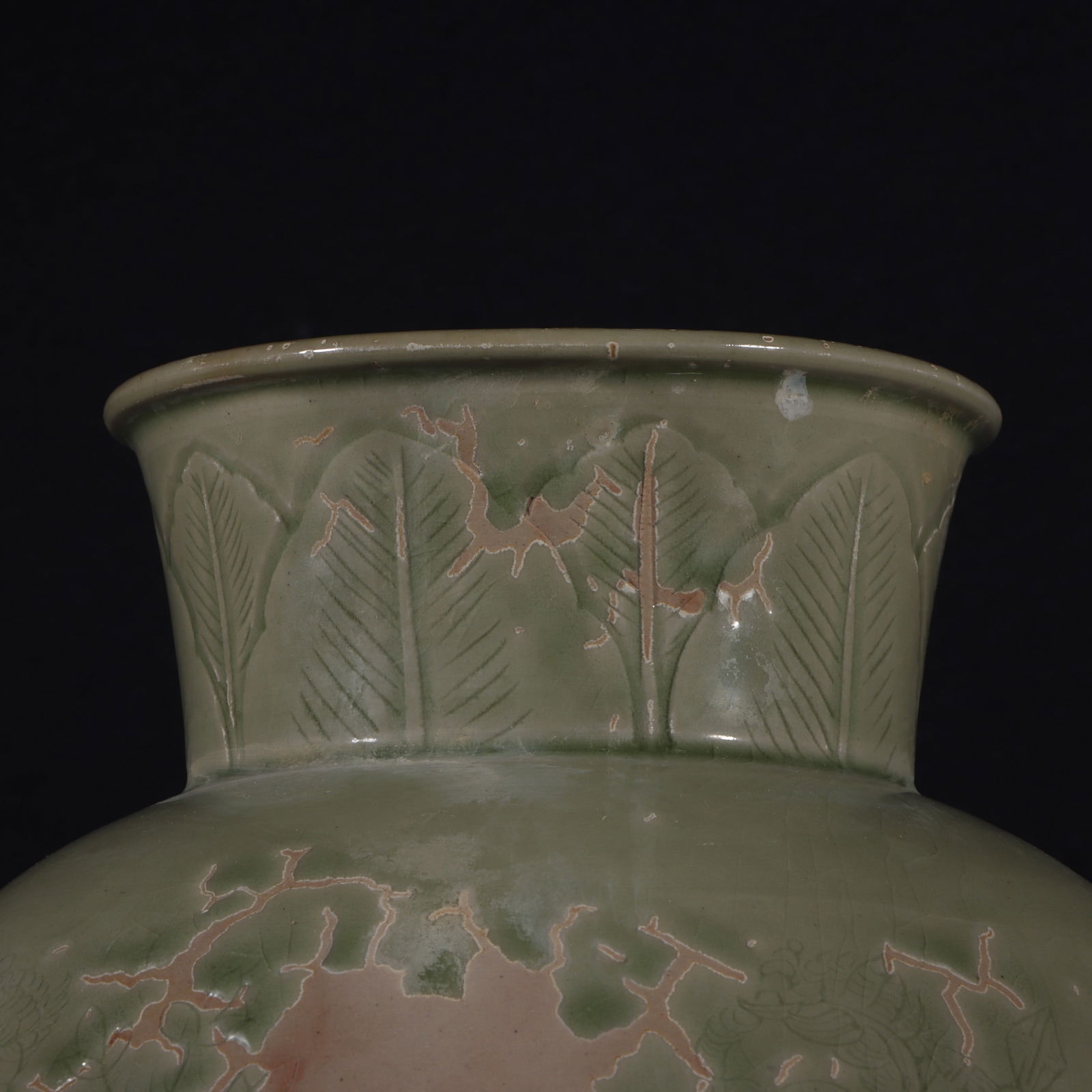 An Exquisite Yue yao Celadon Figure Pattern Jar - 5