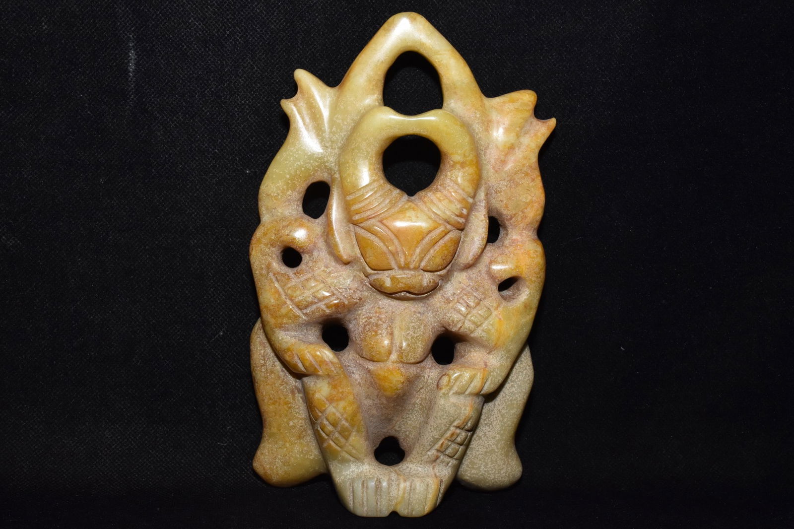 An Exquisite Hemo Jade Figure Ornament: An Exquisite Hemo Jade Figure Ornament Hongshan Culture Size:18cmx11cm Weight:710g (The Dimensions Of All Batches Are Manually Measured.If You Need More Detailed Information, Please Contact Our