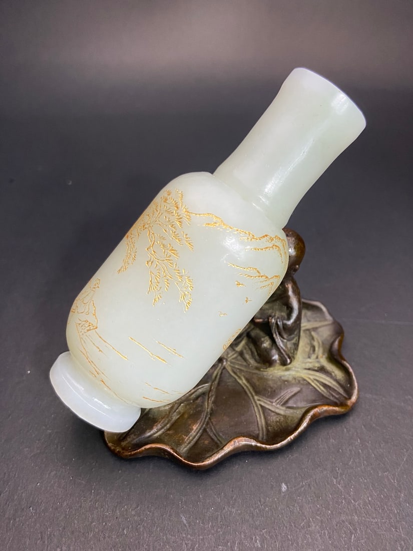 An Exquisite White Jade Landscape and Figure Pattern Vase - 3