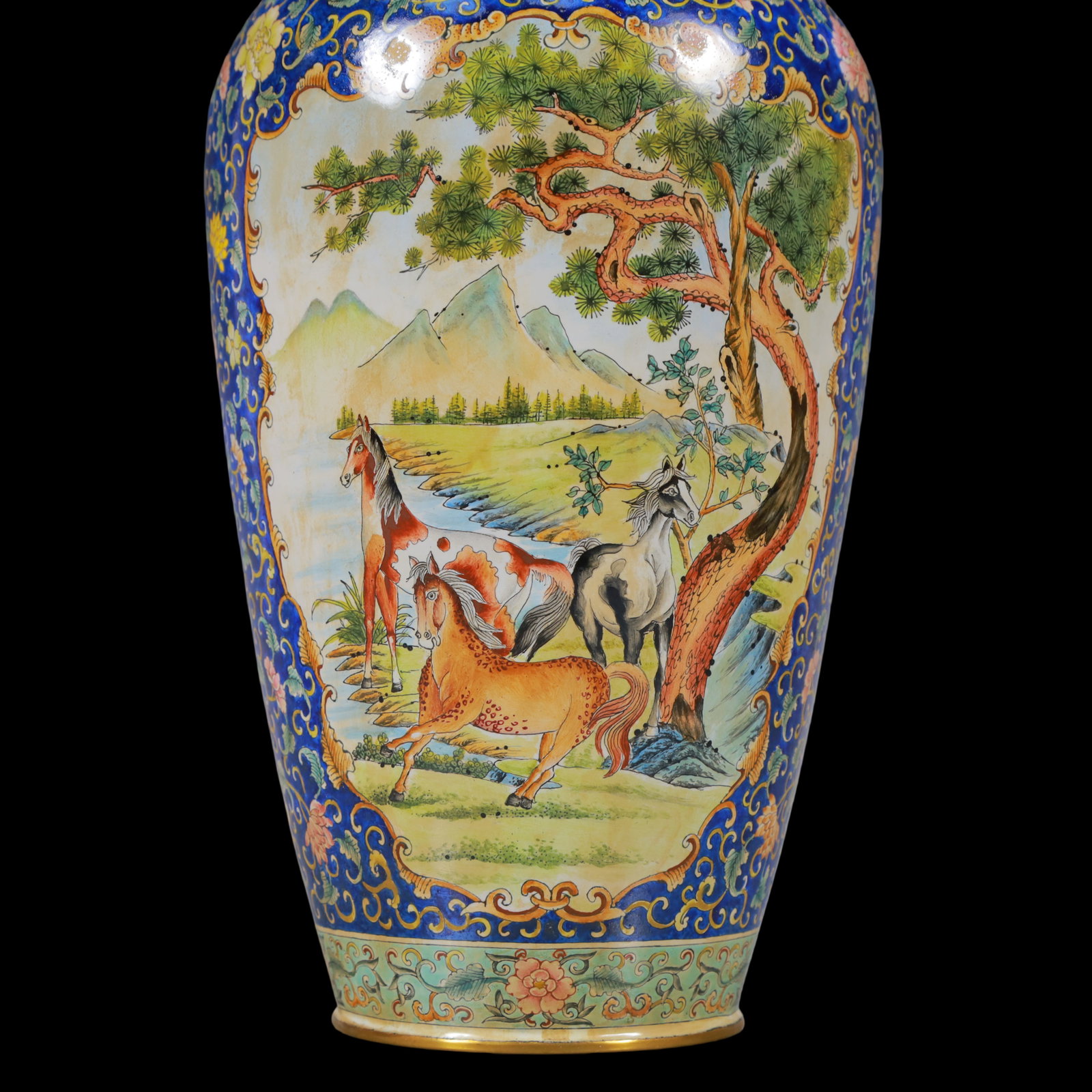 A Exquisite A pair of Coppery Enamel Lotus Pattern Landscape Pattern Horse Pattern Vase - 7