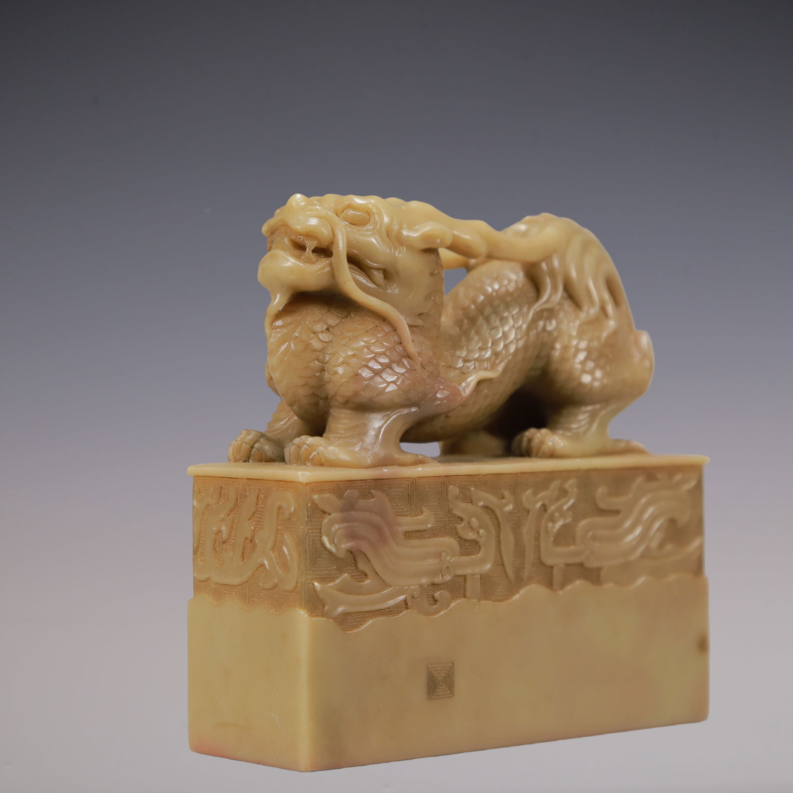 A Exquisite Shoushan Stone Auspicious Beast Seal - 3