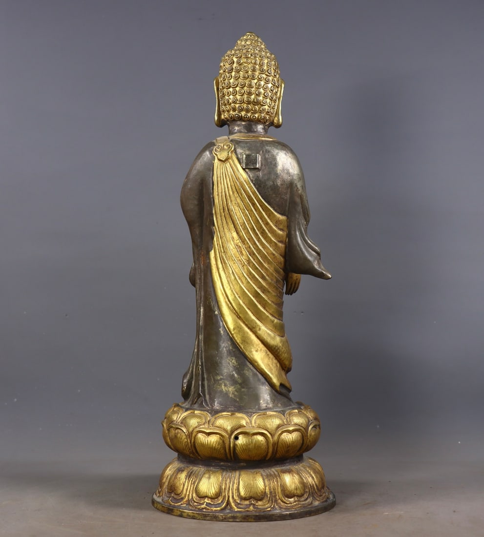 An Exquisite Gilt Bronze Buddha Statue - 5