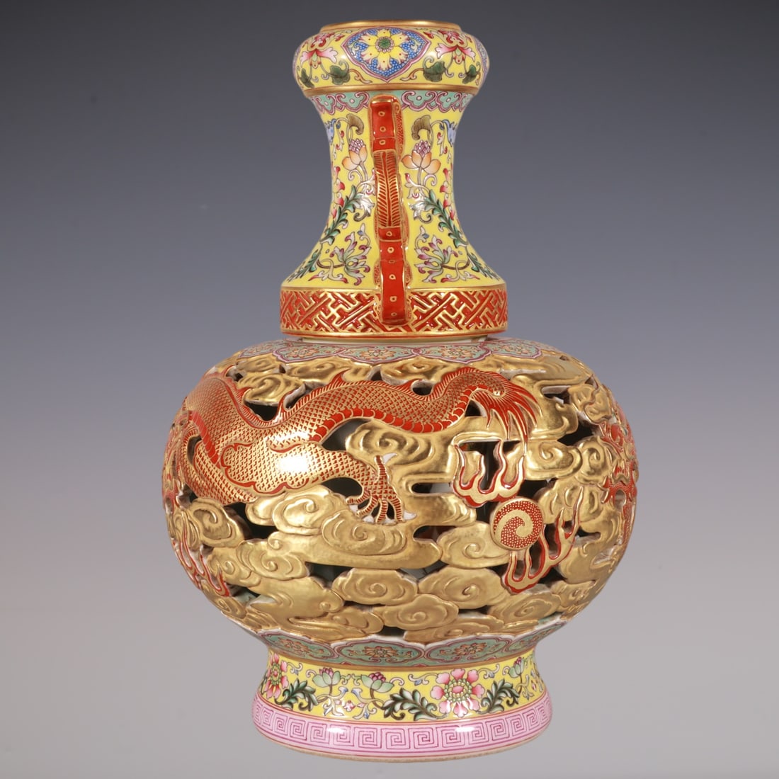 An Exquisite Enamel Lotus Pattern Dragon Pattern Bats and Peach Pattern Double-Ears Vase - 6