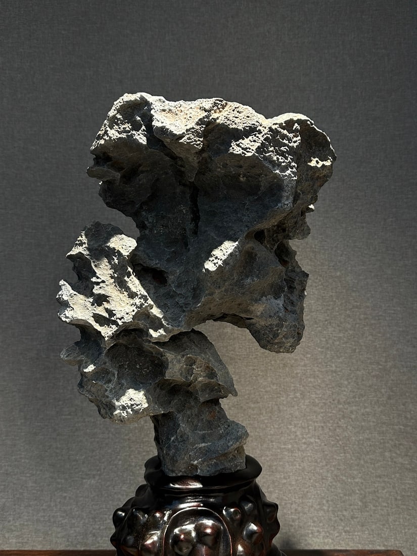 An Exquisite Lingbi Stone Ornament - 2