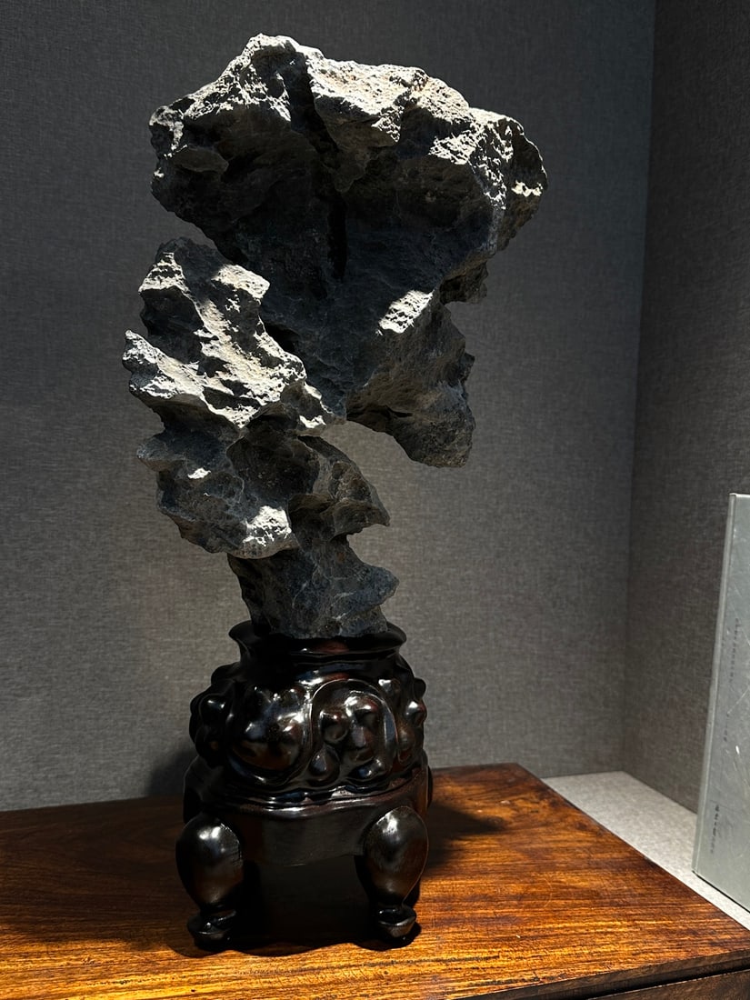 An Exquisite Lingbi Stone Ornament - 4