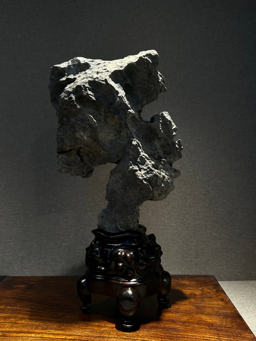 An Exquisite Lingbi Stone Ornament - 6