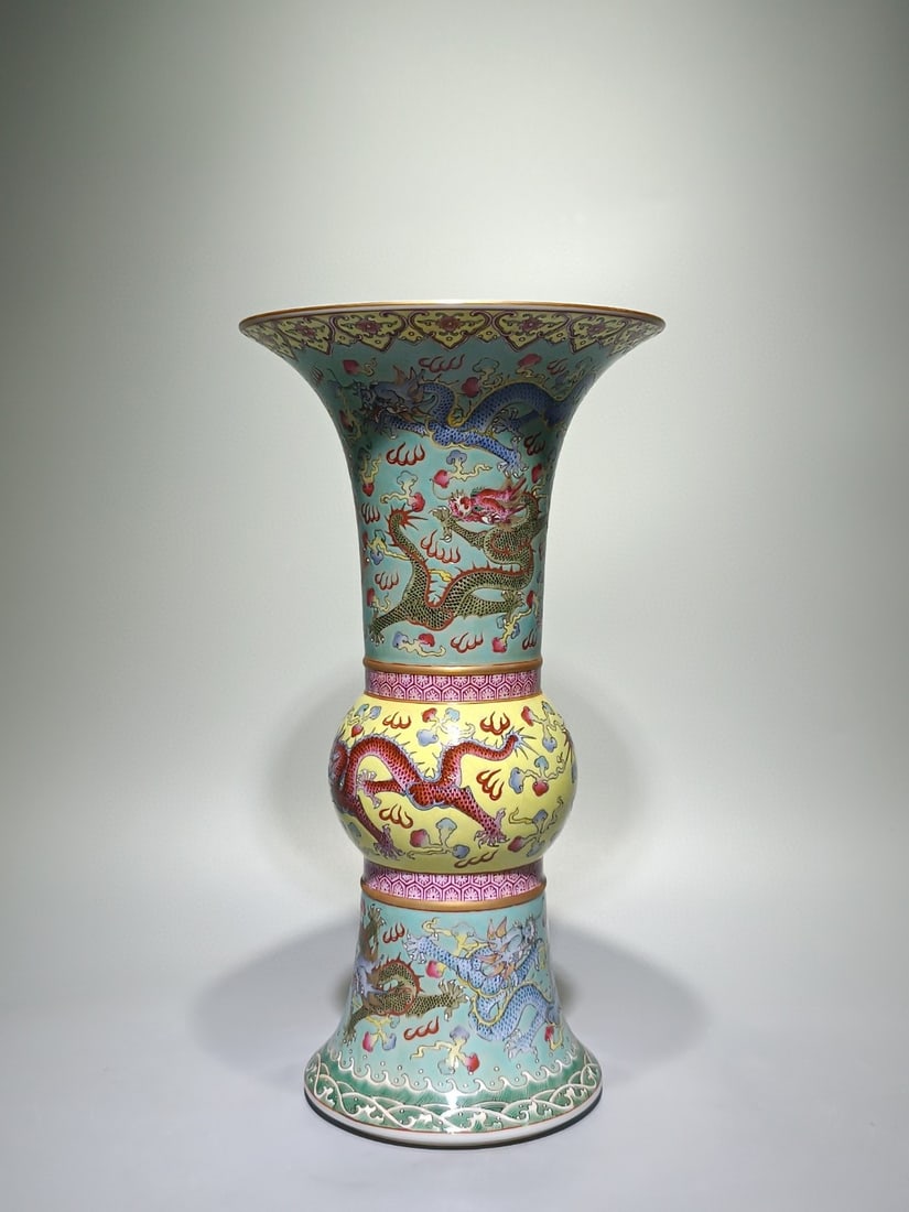 An Exquisite Famille-Rose Dragon Pattern Seawater Pattern Vase - 5