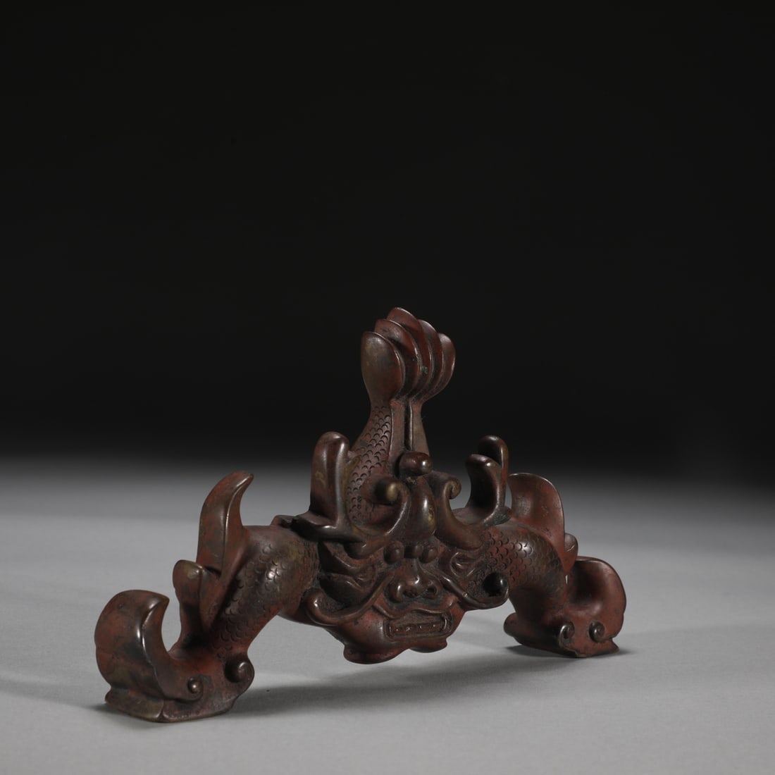An Exquisite Bronze Dragon Pattern Brush Holder - 2