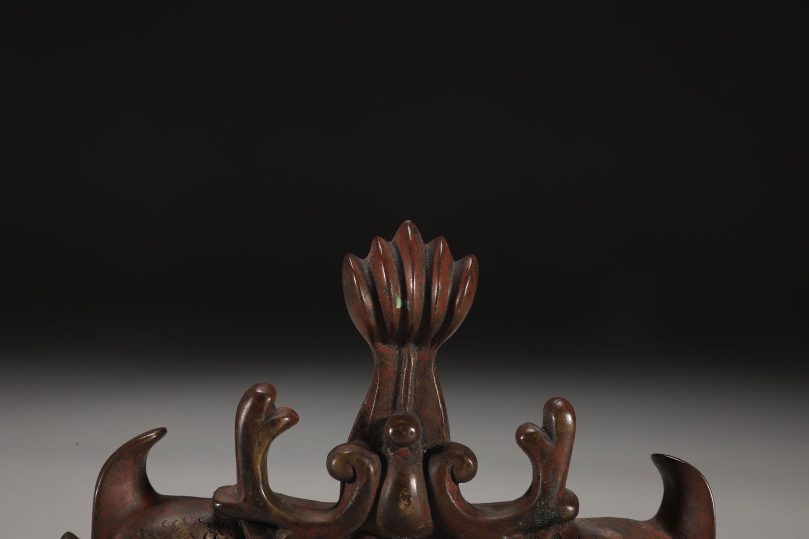 An Exquisite Bronze Dragon Pattern Brush Holder - 5