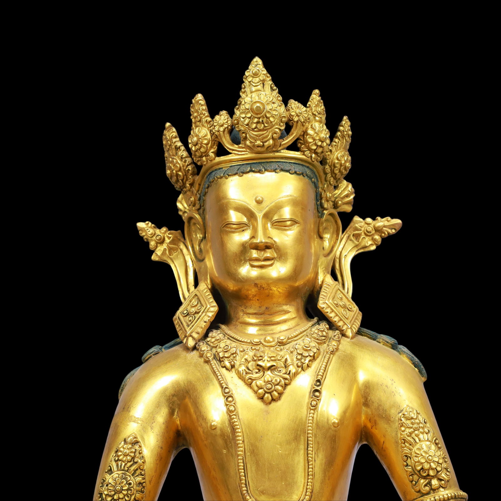 An Exquisite Gilt Bronze Buddha Statue - 2