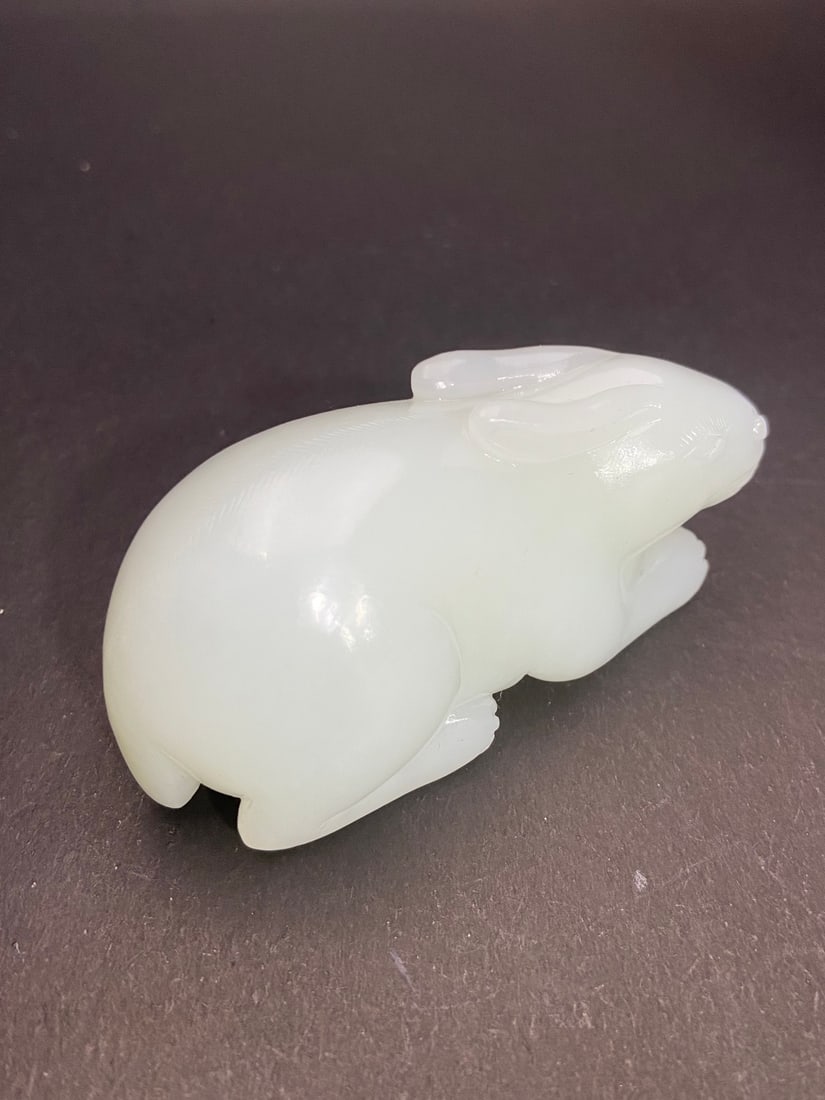 An Exquisite White Jade Rabbit Hand Piece - 3