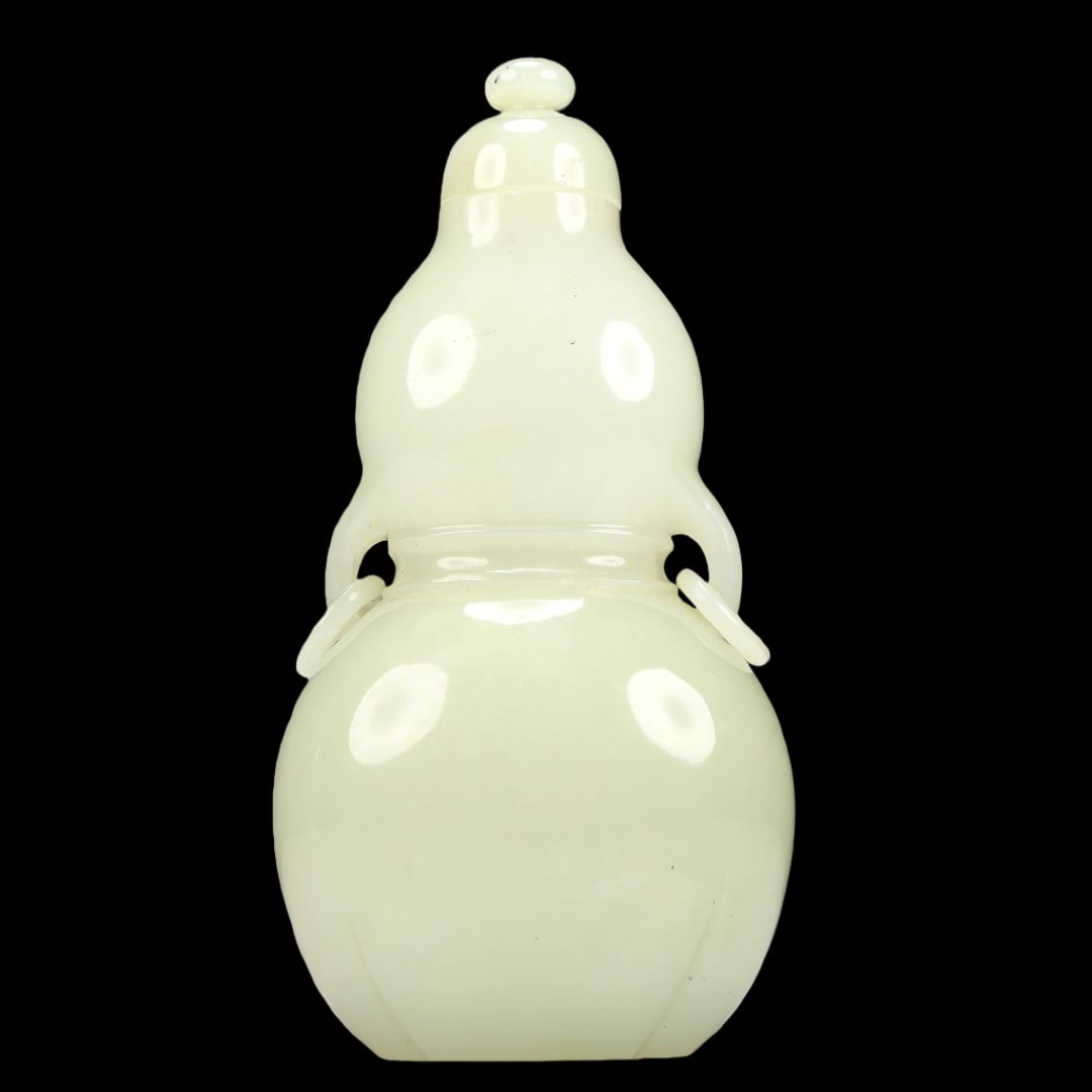A Superb White Jade Gourd-Form Vase - 5