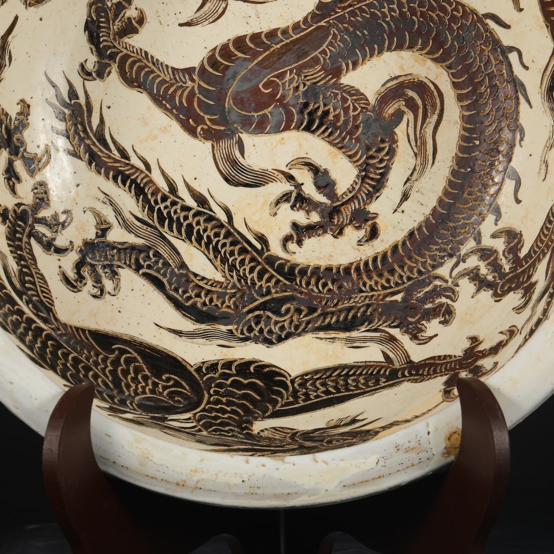 An Exquisite Yaozhou yao Dragon Pattern Basin - 6