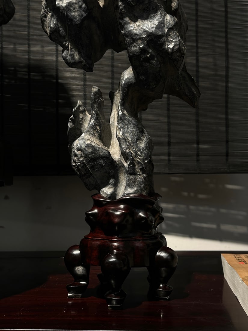 An Exquisite Lingbi Stone Ornament - 3