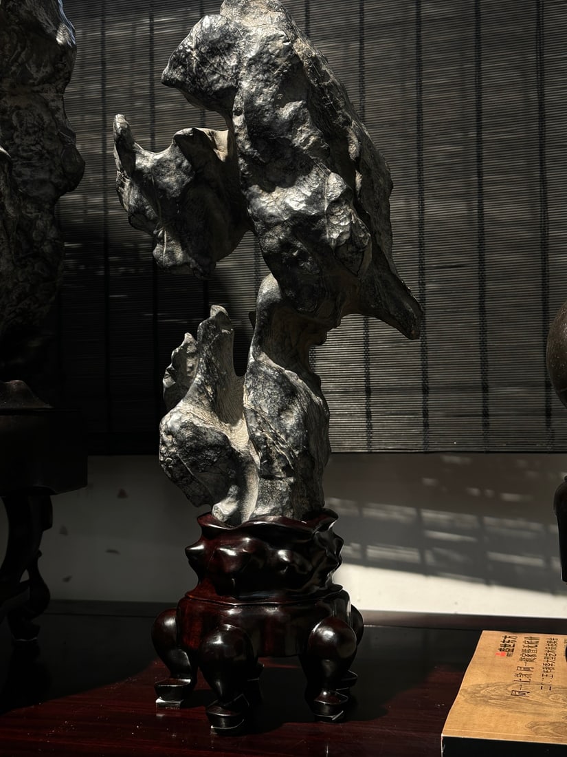 An Exquisite Lingbi Stone Ornament - 4