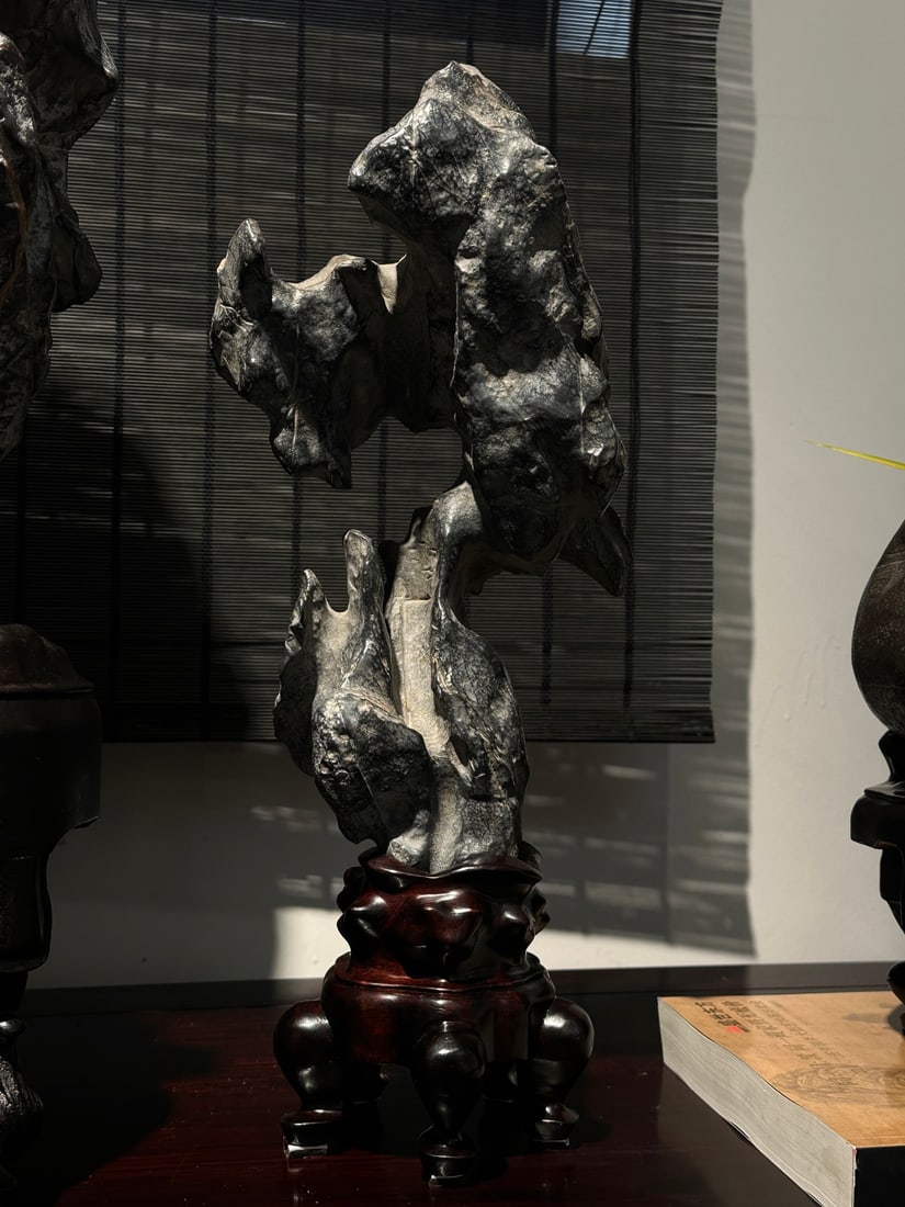 An Exquisite Lingbi Stone Ornament - 5