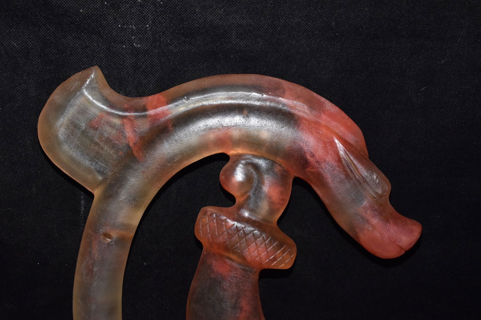 An Exquisite Crystal Dragon Ornament - 3