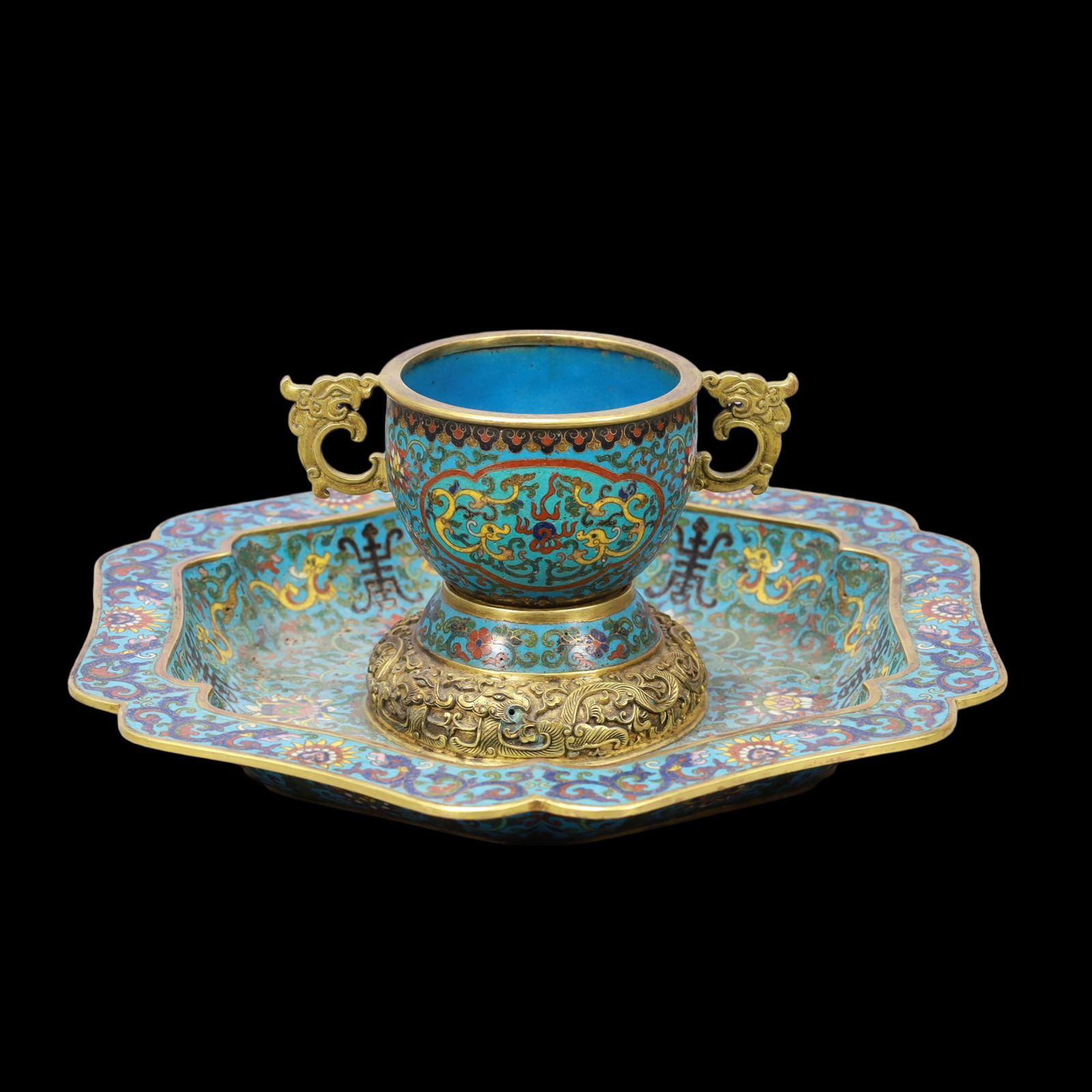 A Exquisite Cloisonne Lotus Pattern Dragon Pattern Double-Ears Cup (1 of 10)
