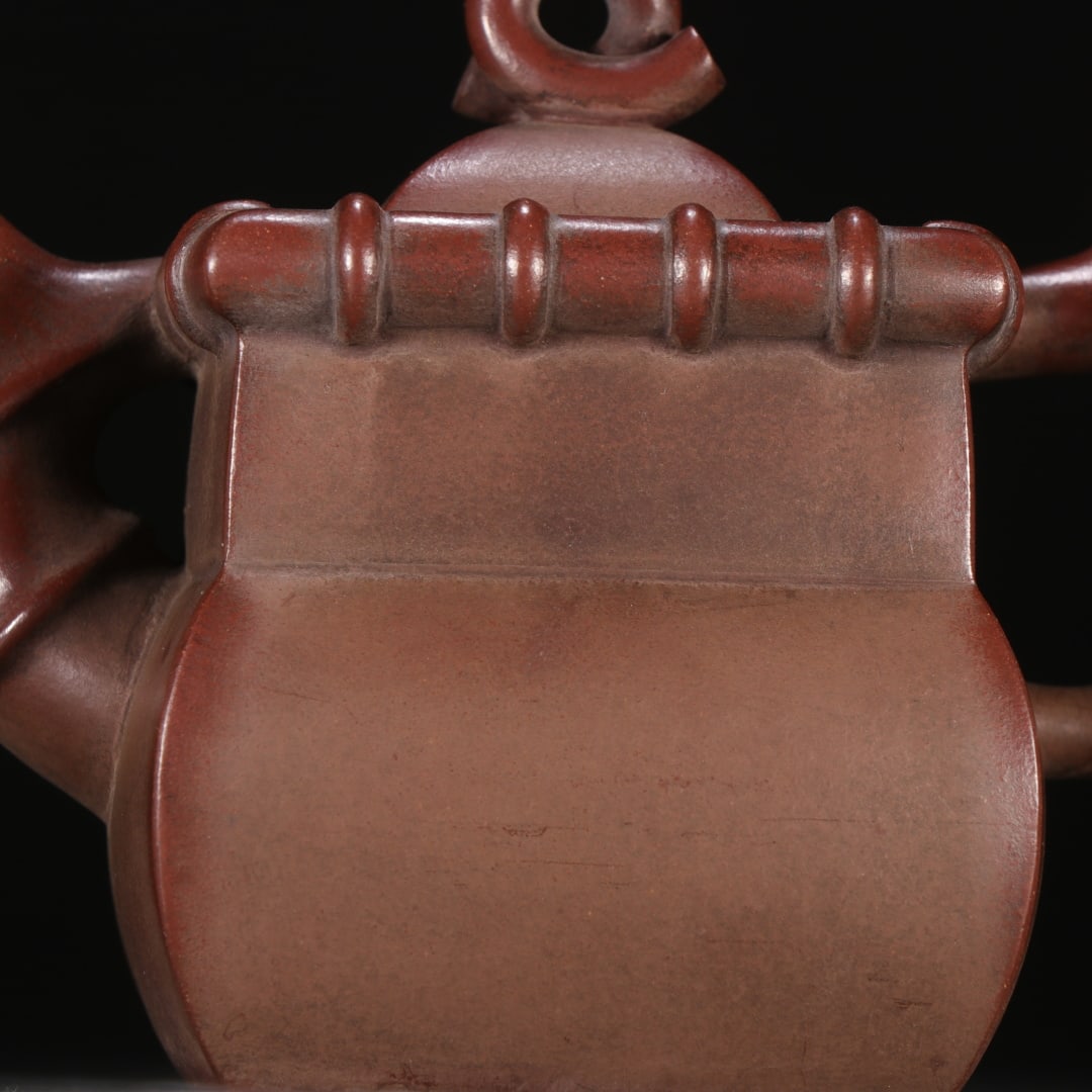 An Exquisite Purple Sands Teapot - 2