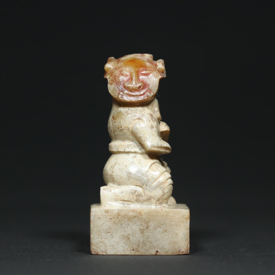 An Exquisite White Jade Figure Seal: An Exquisite White Jade Figure Seal Han Dynasty, China Size:6.4cmx3.2cmx3.2cm Weight:82.7g (The Dimensions Of All Batches Are Manually Measured.If You Need More Detailed Information, Please