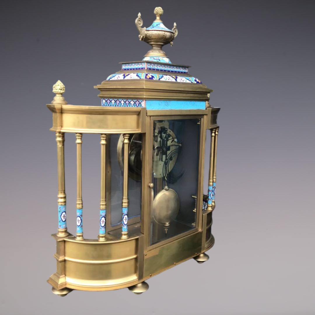 An Exquisite Gilt Bronze Lotus Pattern Clock - 4