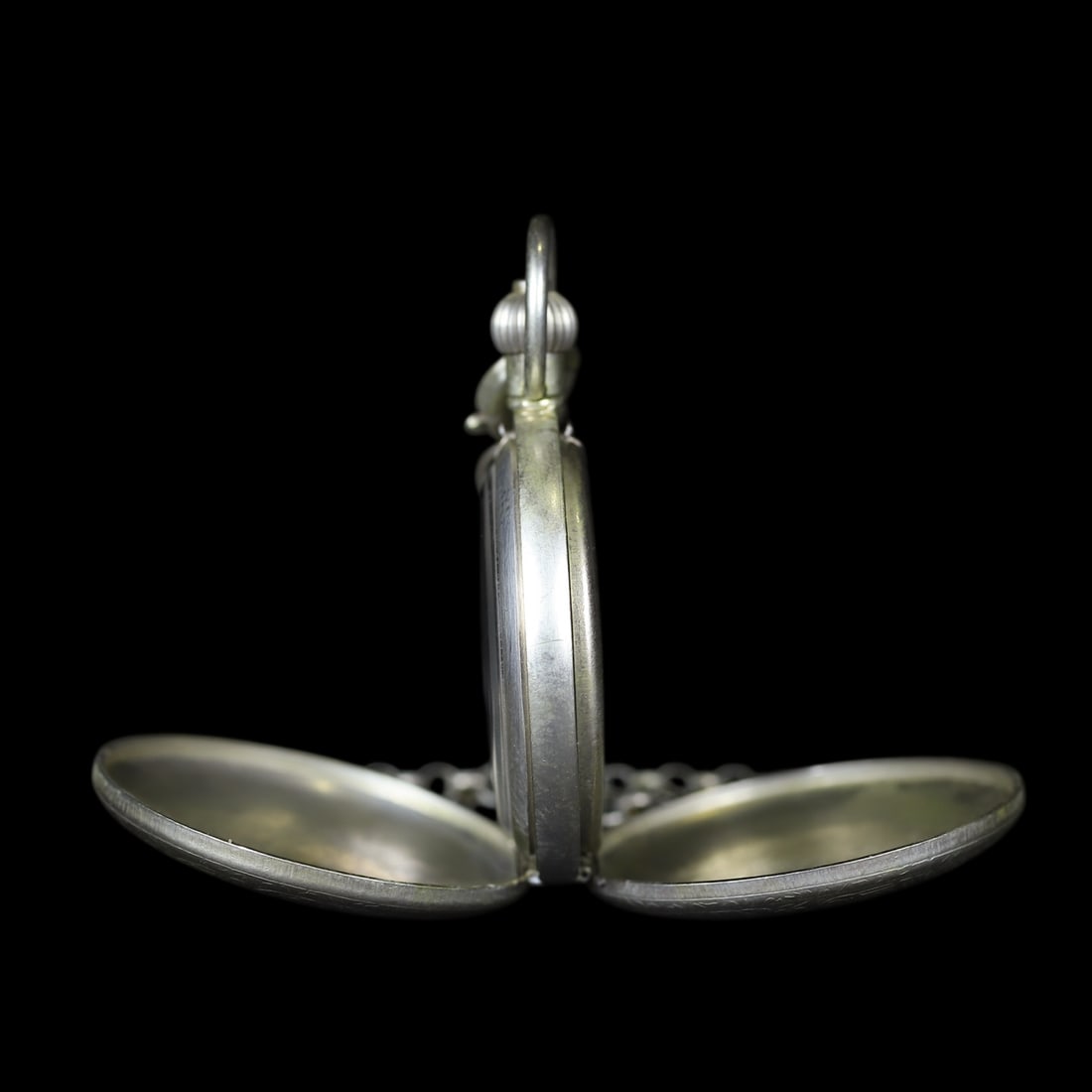 An Exquisite Silver Landscape and Figure Pattern Pocket watch - 6