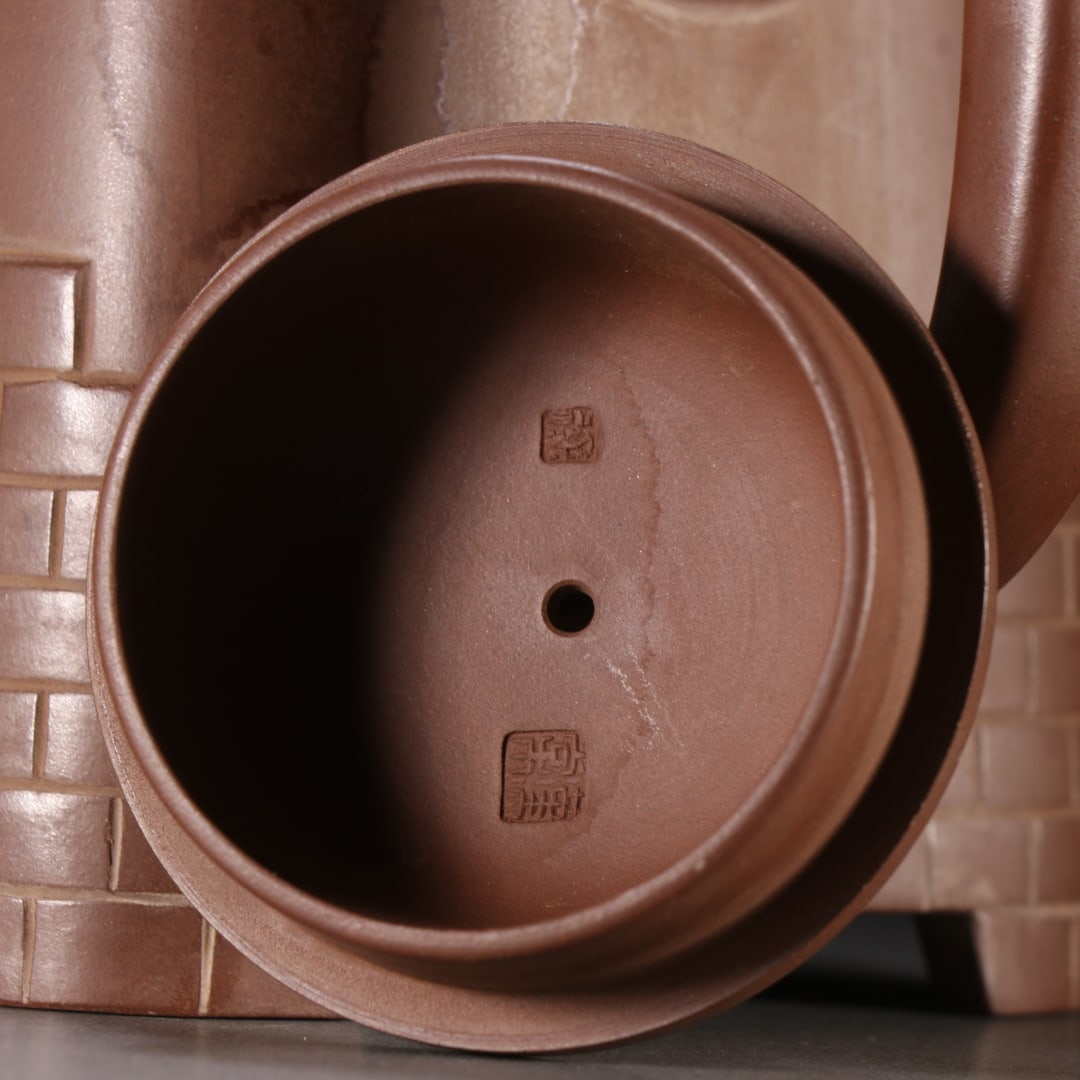 An Exquisite Purple Sands Landscape Pattern Teapot - 3