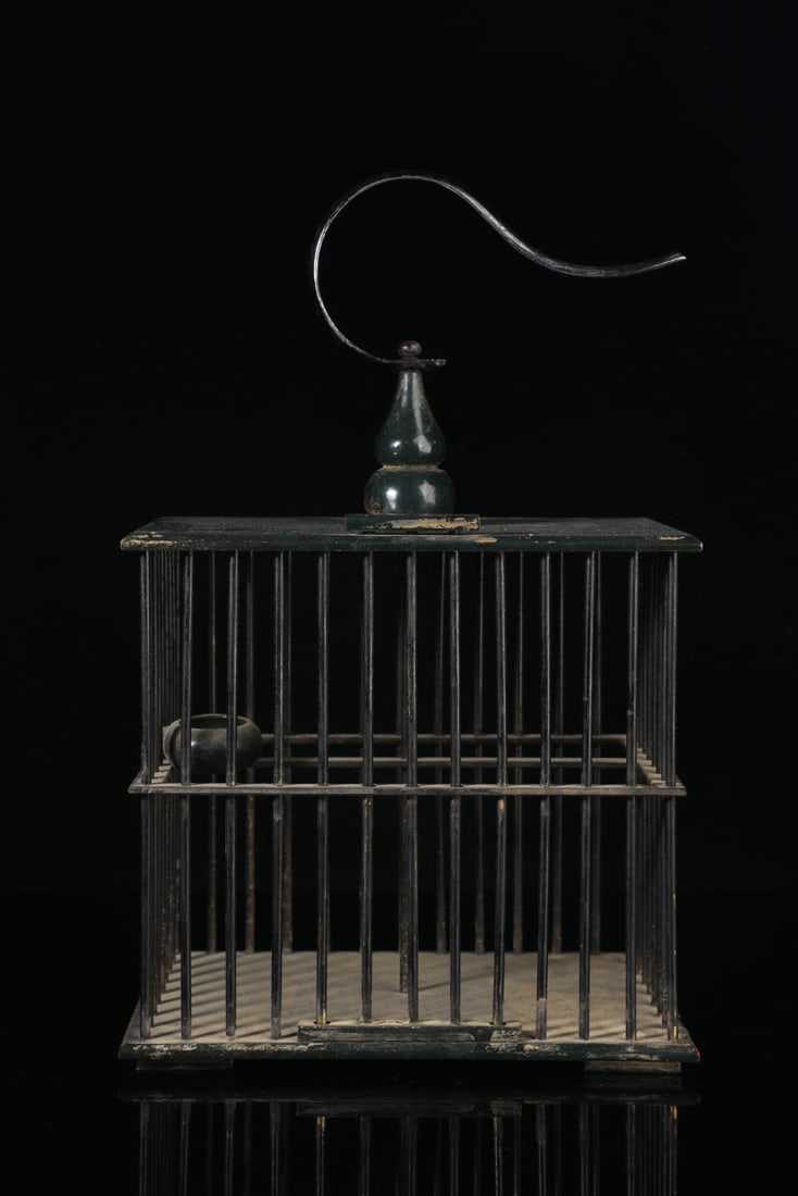 An Exquisite Jasper Eight Treasures Pattern with poem Birdcage: An Exquisite Jasper Eight Treasures Pattern with poem Birdcage Qing Dynasty, China Size:36cmx22cmx16cm Weight:2135g (The Dimensions Of All Batches Are Manually Measured.If You Need More Detailed