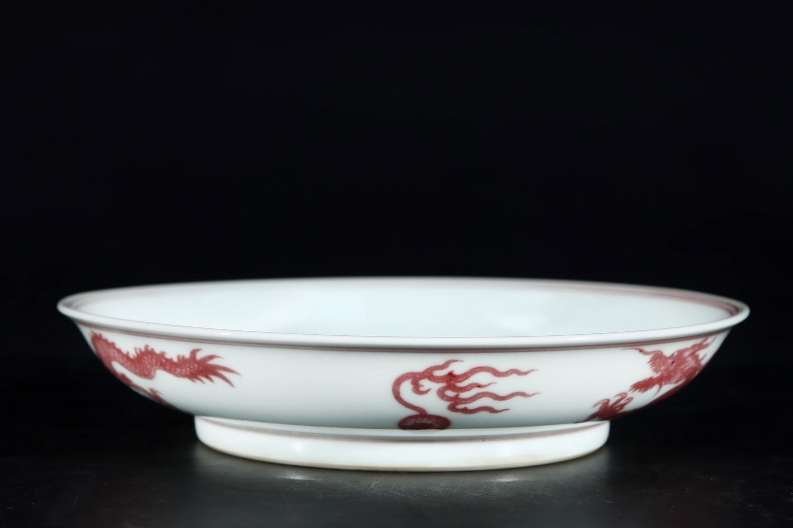 An Exquisite Underglaze-Red Dragon Pattern Plate - 3