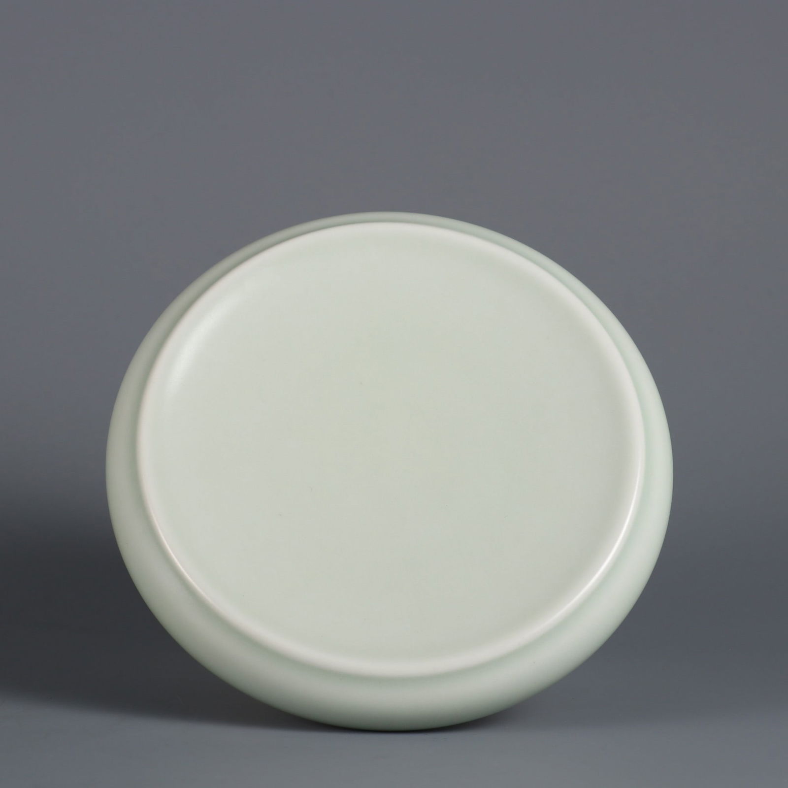 An Exquisite Celadon Glazed Brush Washer - 5