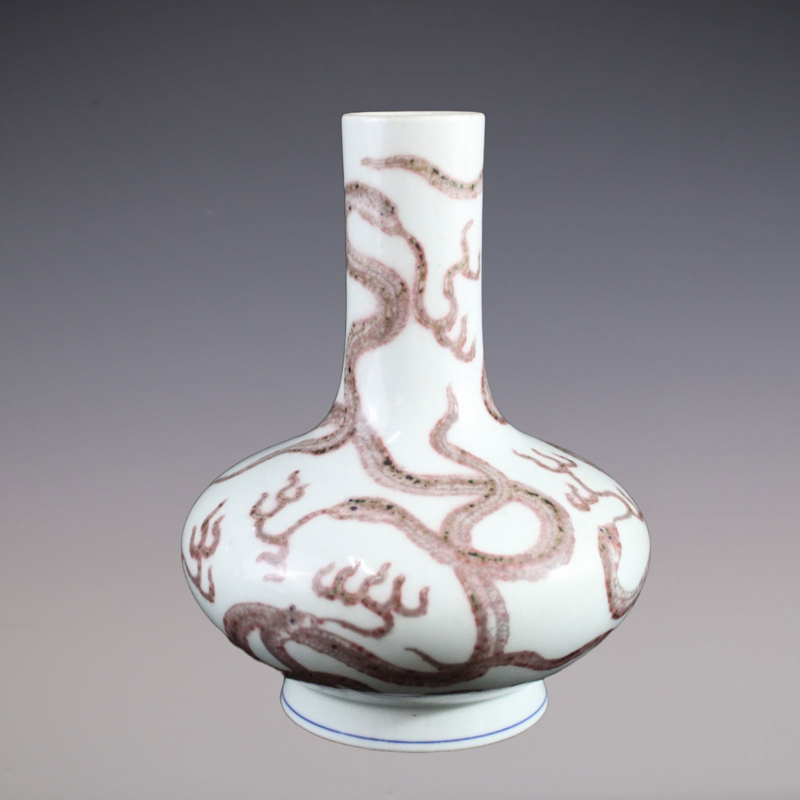 An Exquisite Underglaze-Red Dragon Pattern Vase - 2