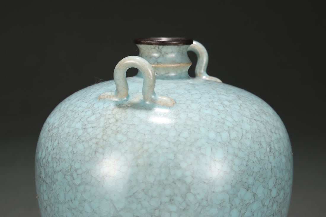 An Exquisite Ru yao Double-Ears Vase - 5