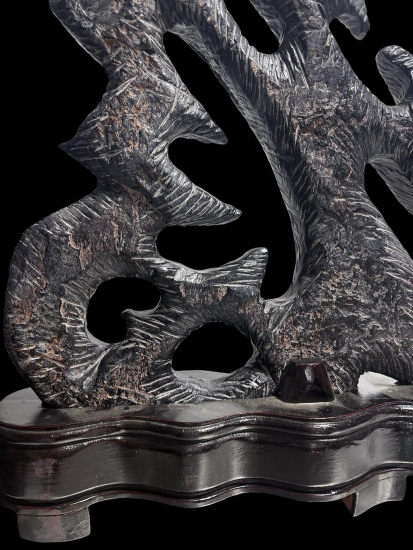 An Exquisite Lingbi Stone Ornament - 8