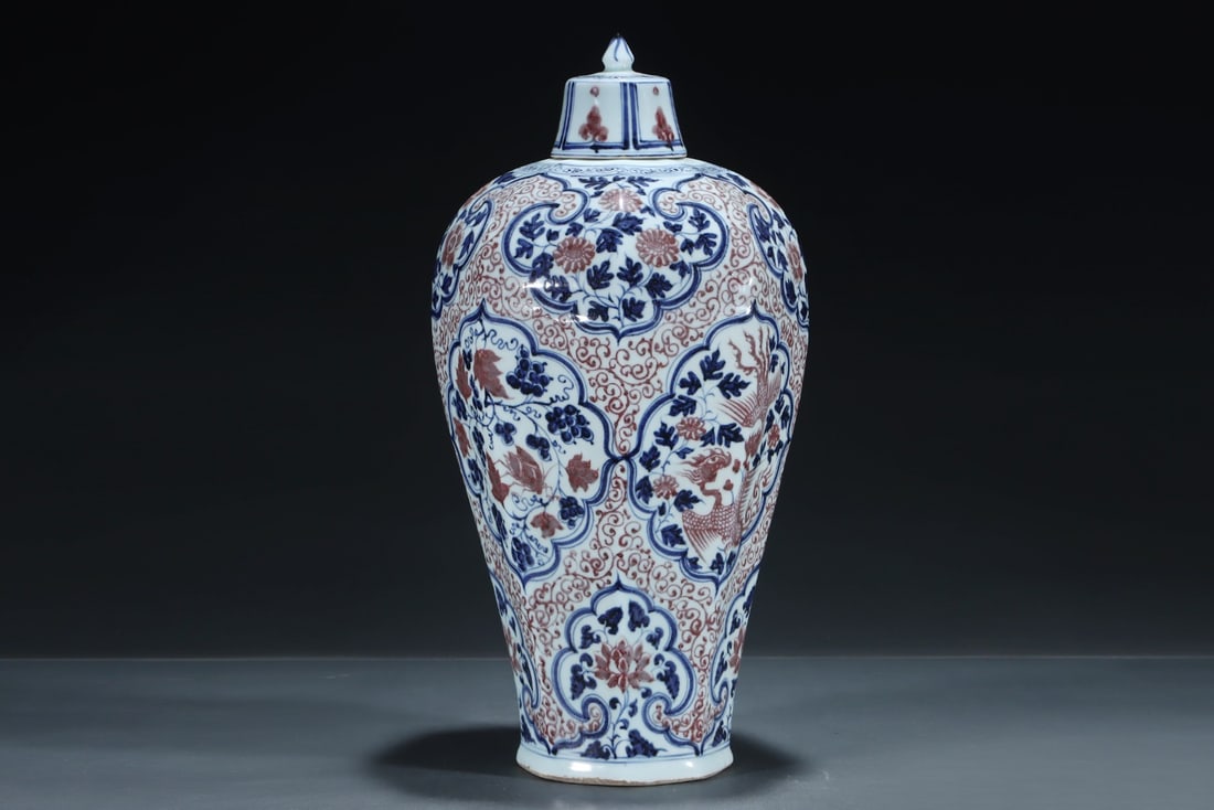 An Exquisite Blue and White Underglaze-Red Flower Pattern Phoenix Pattern Vase - 3