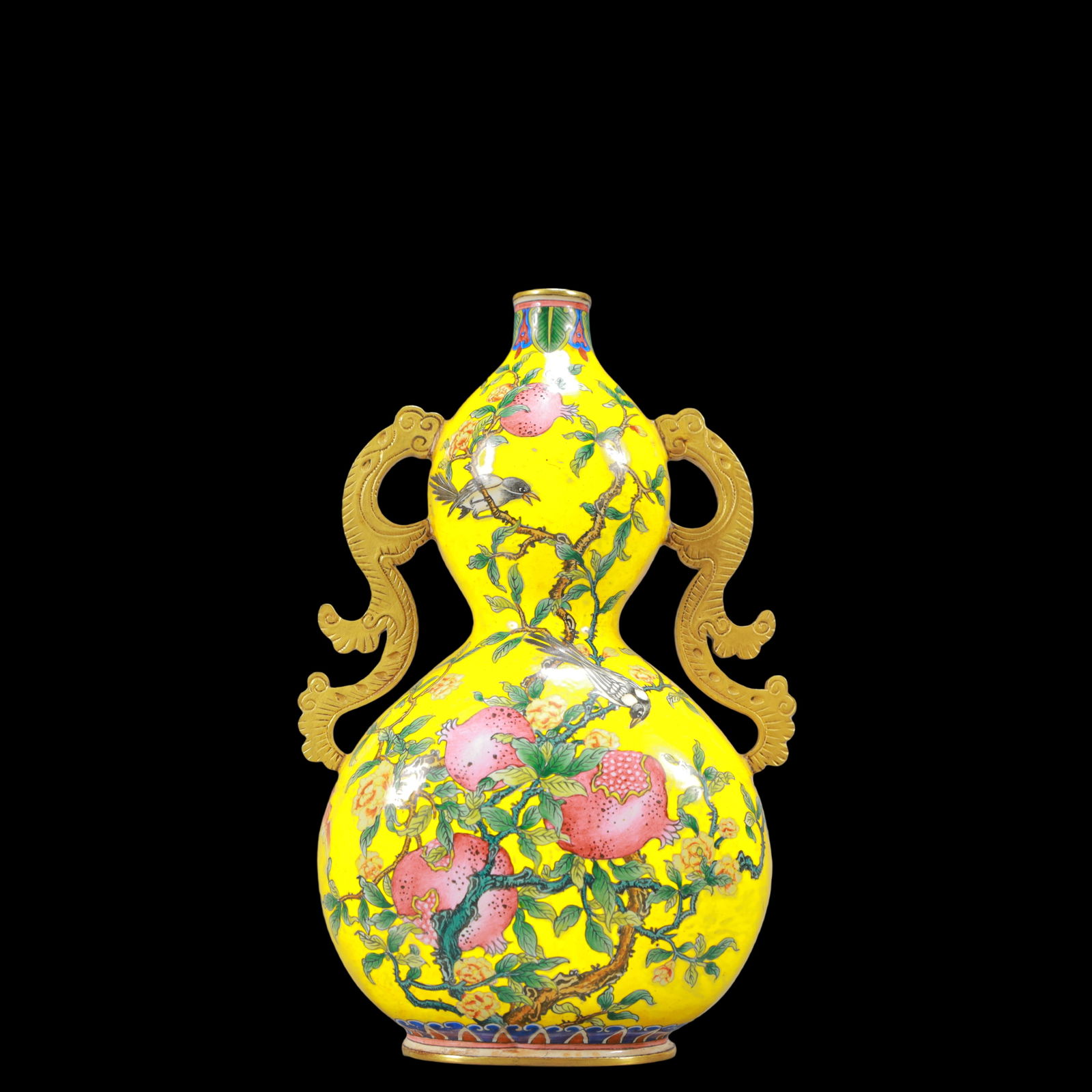 A Exquisite Coppery Enamel Flower and Bird Pattern Gourd-Shaped Double-Ears Vase: A Exquisite Coppery Enamel Flower and Bird Pattern Gourd-Shaped Double-Ears Vase Qing Dynasty, China Qianlong Four-character Mark Size:11cmx6cmx17cm Weight:400g (The Dimensions Of All Batches Are
