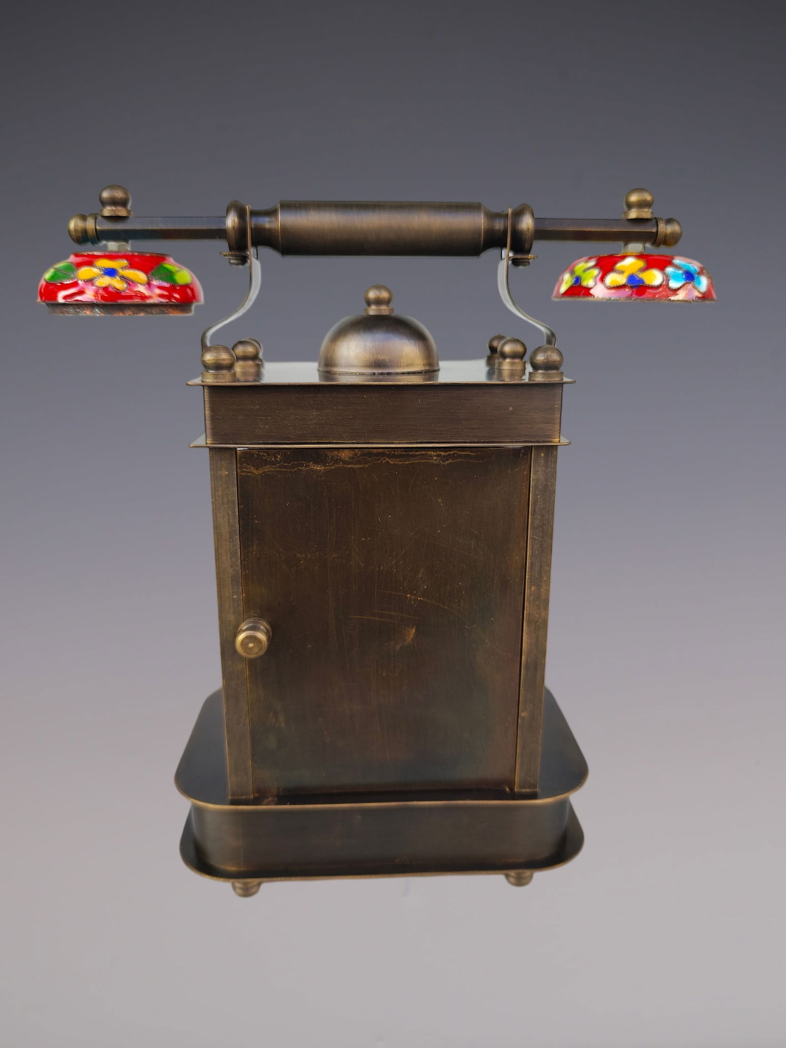 An Exquisite Bronze Lotus Pattern Clock - 5