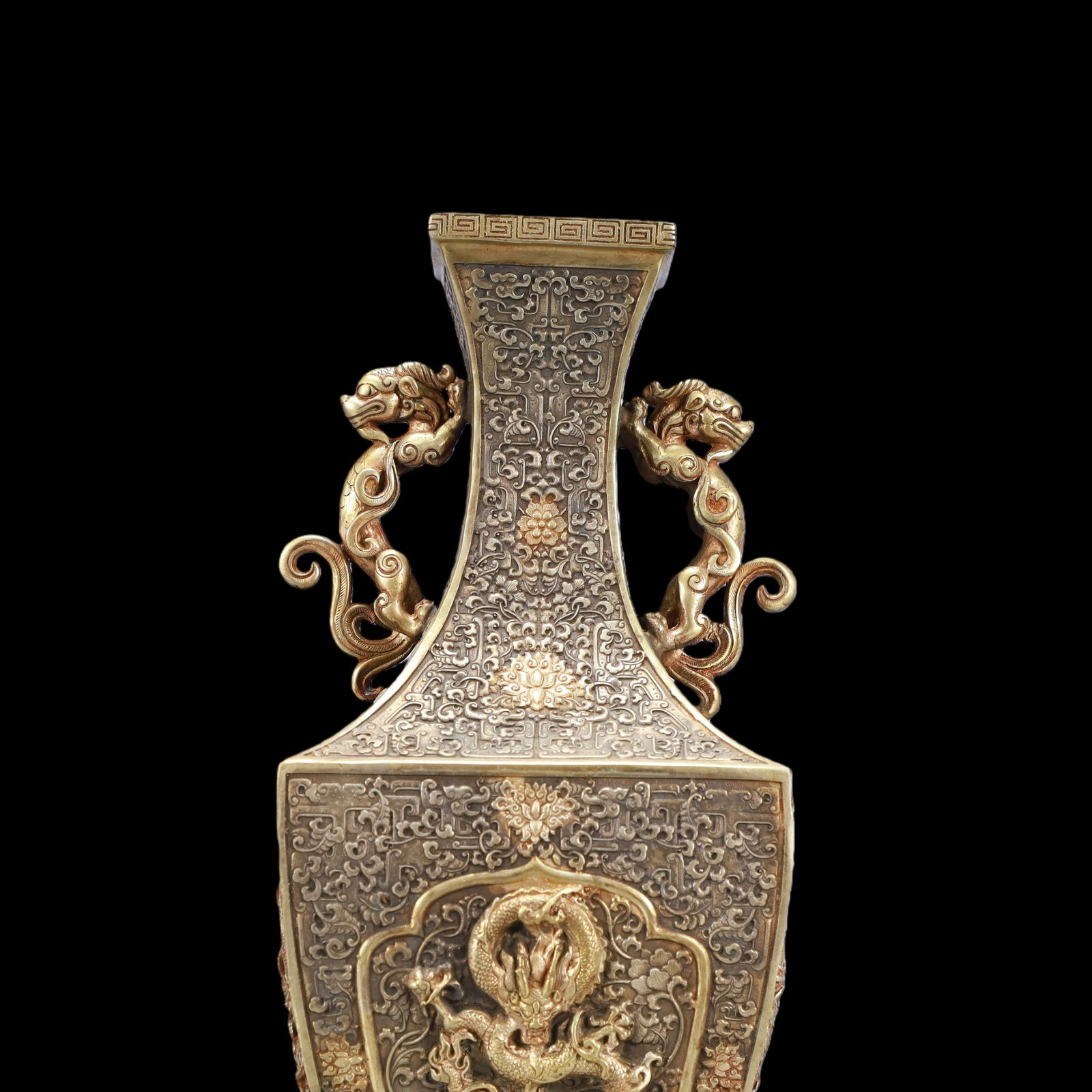 A Exquisite Gilt Silver Lotus Pattern Dragon Pattern Double-Ears Vase - 2