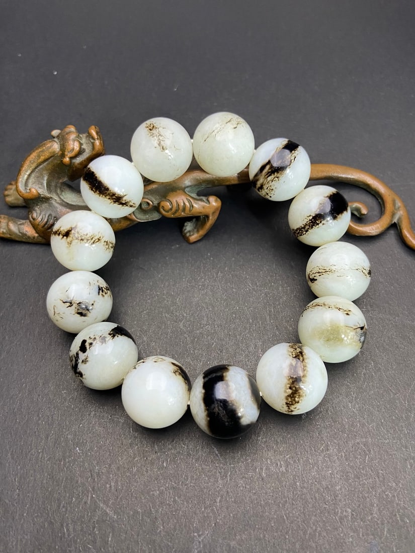 An Exquisite White Jade Bracelets - 5