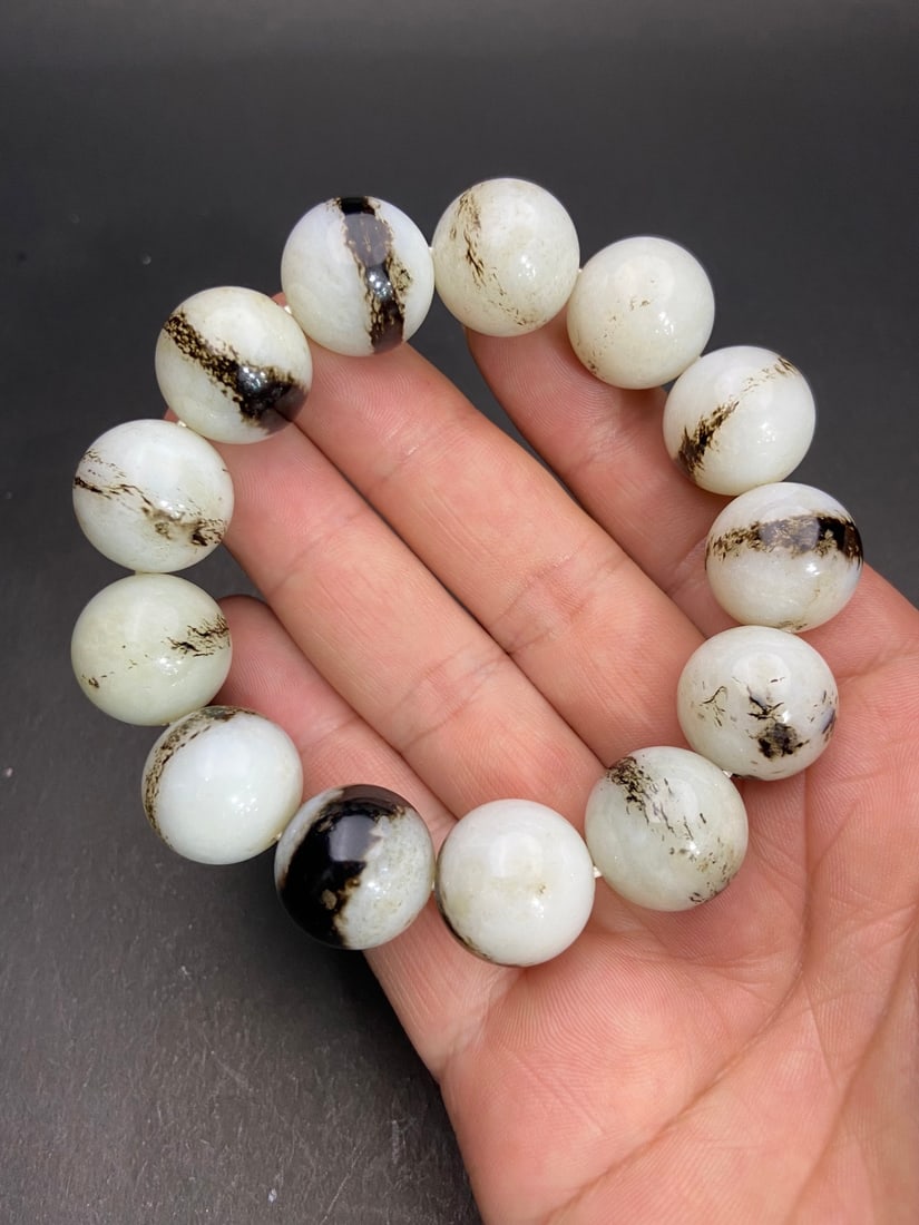An Exquisite White Jade Bracelets - 9