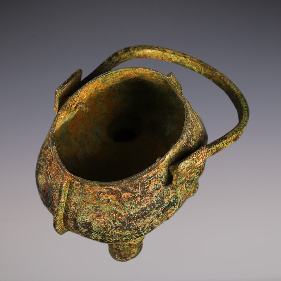 An Exquisite Bronze Bird-Shaped Ewer - 8