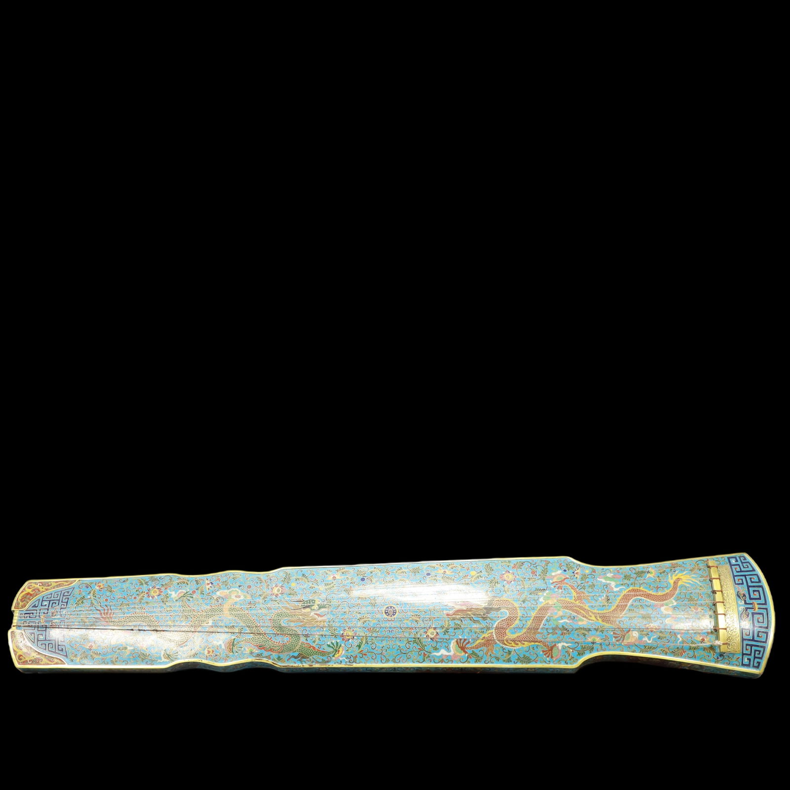 A Exquisite Cloisonne Lotus Pattern Dragon Pattern Zither: A Exquisite Cloisonne Lotus Pattern Dragon Pattern Zither Qing Dynasty, China Qianlong Four-character Mark Size:125cmx20cmx9cm Weight:9650g (The Dimensions Of All Batches Are Manually Measured.If