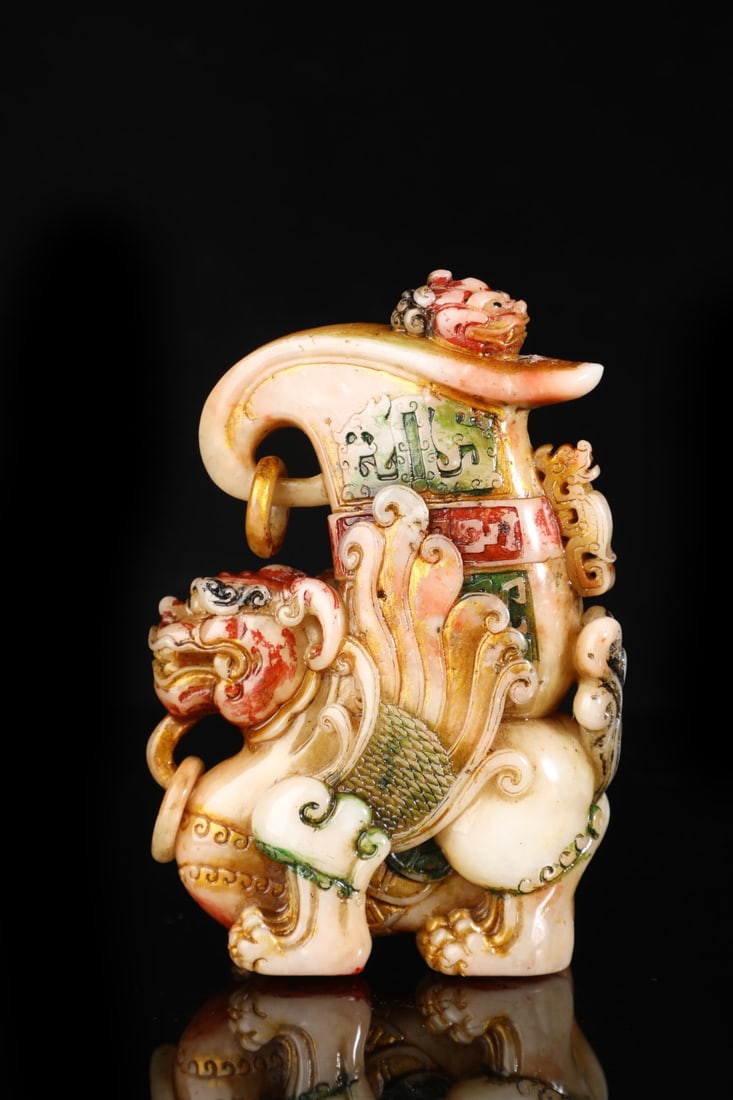 An Exquisite Shoushan Stone Auspicious Beast Ornament: An Exquisite Shoushan Stone Auspicious Beast Ornament Qing Dynasty, China Size:15.5cmx10.5cmx5cm Weight:1024g (The Dimensions Of All Batches Are Manually Measured.If You Need More Detailed