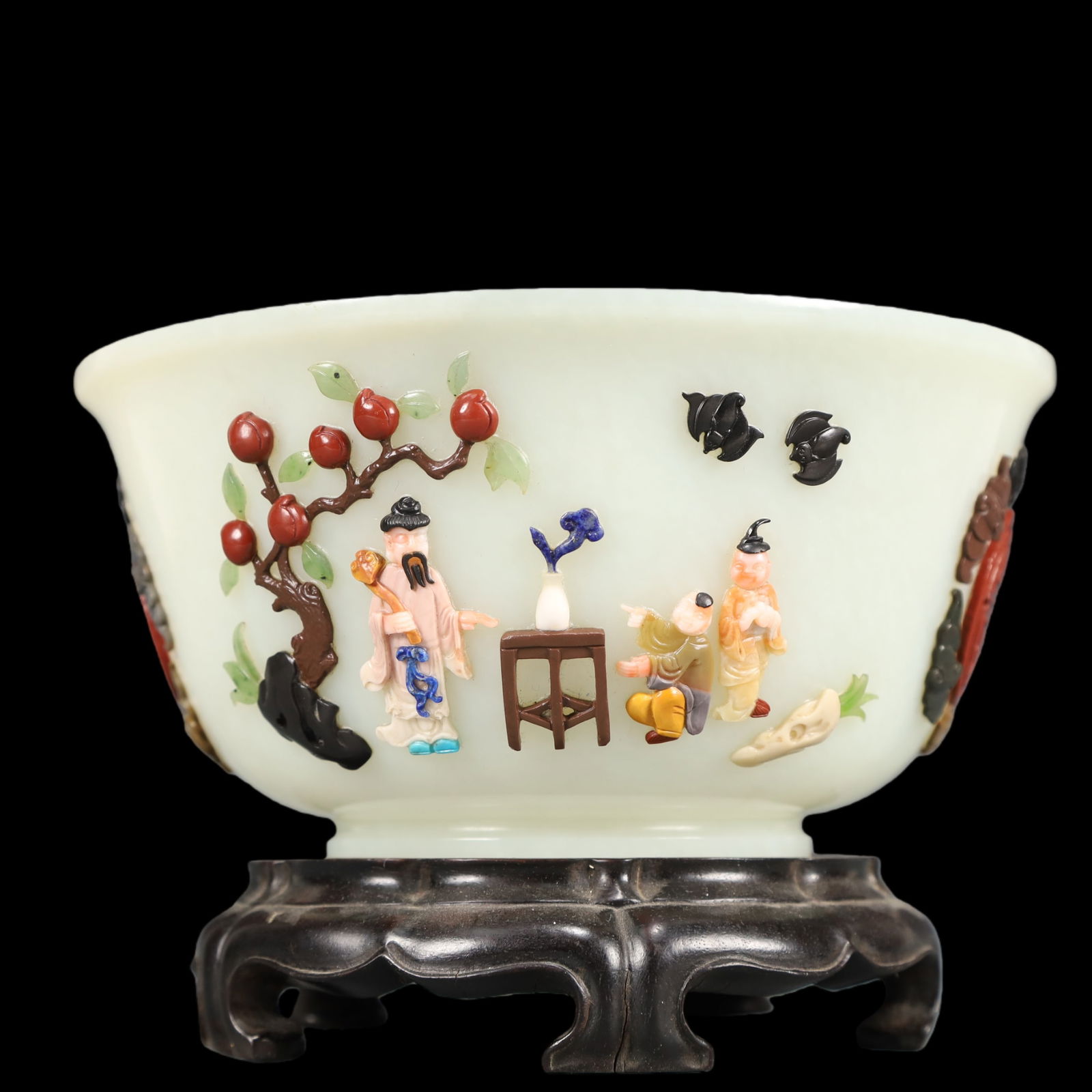 A Exquisite White Jade Character and Story Pattern Bats and Peach Pattern Bowl: A Exquisite White Jade Character and Story Pattern Bats and Peach Pattern Bowl Qing Dynasty, China Qianlong Four-character Mark Size:17cmx11cm Weight:650g (The Dimensions Of All Batches Are