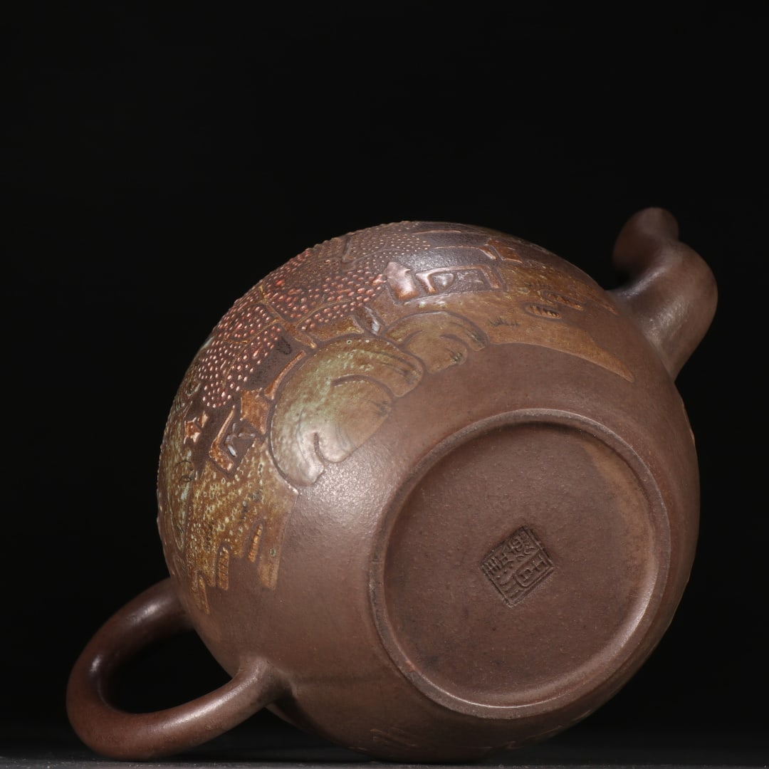 An Exquisite Purple Sands Landscape Pattern Teapot - 9