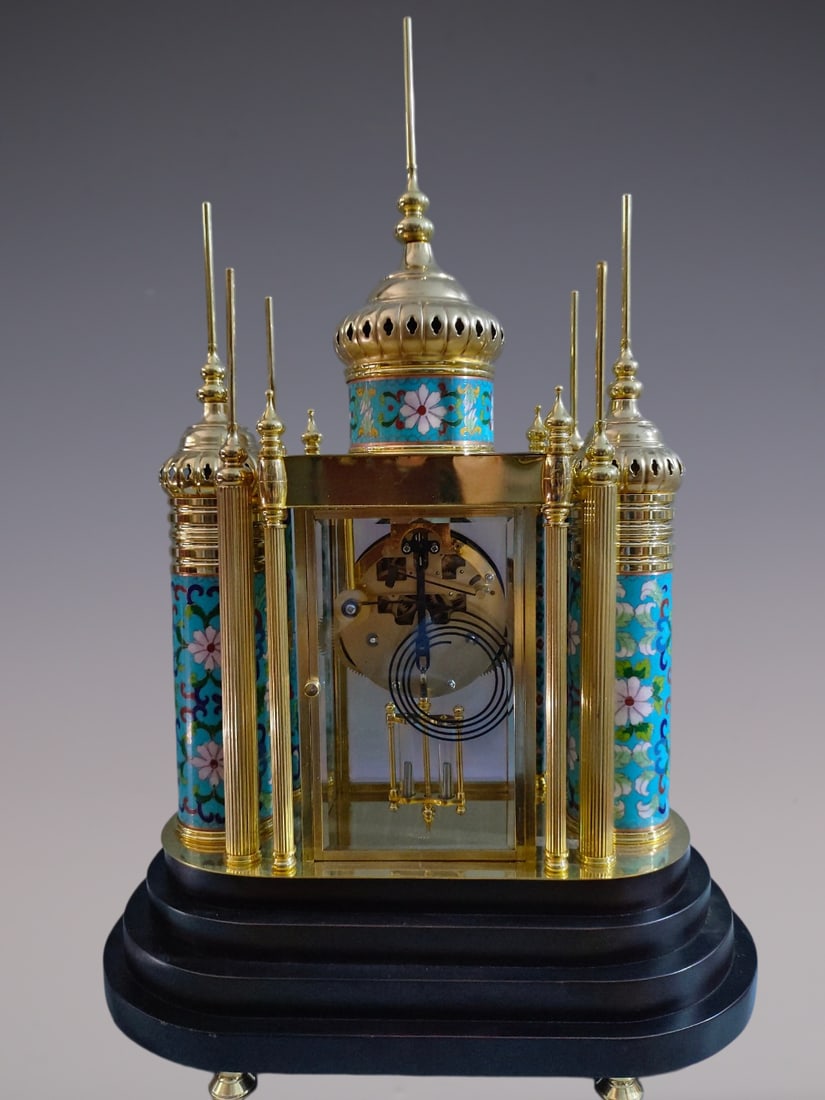 An Exquisite Gilt Bronze Lotus Pattern Clock - 5