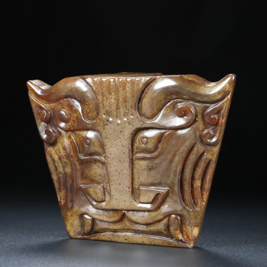 An Exquisite White Jade Beast-Face Pattern Ornament - 5