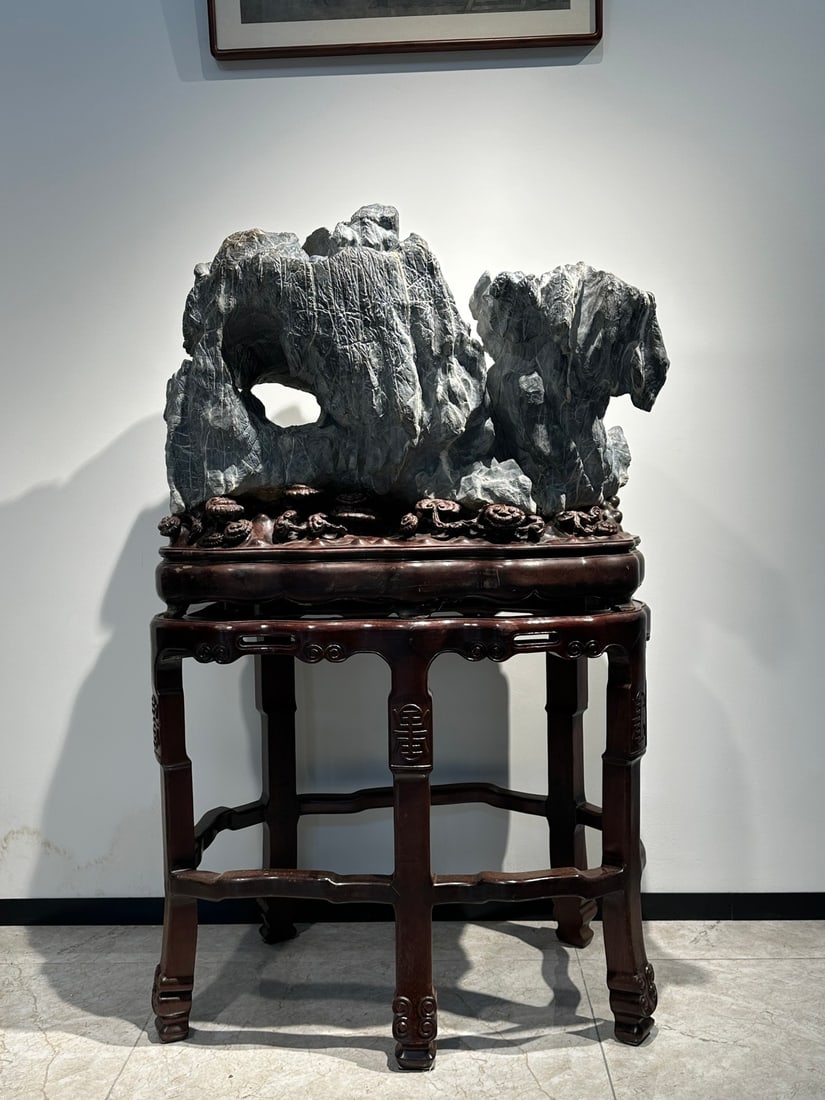 An Exquisite Lingbi Stone Ornament - 2