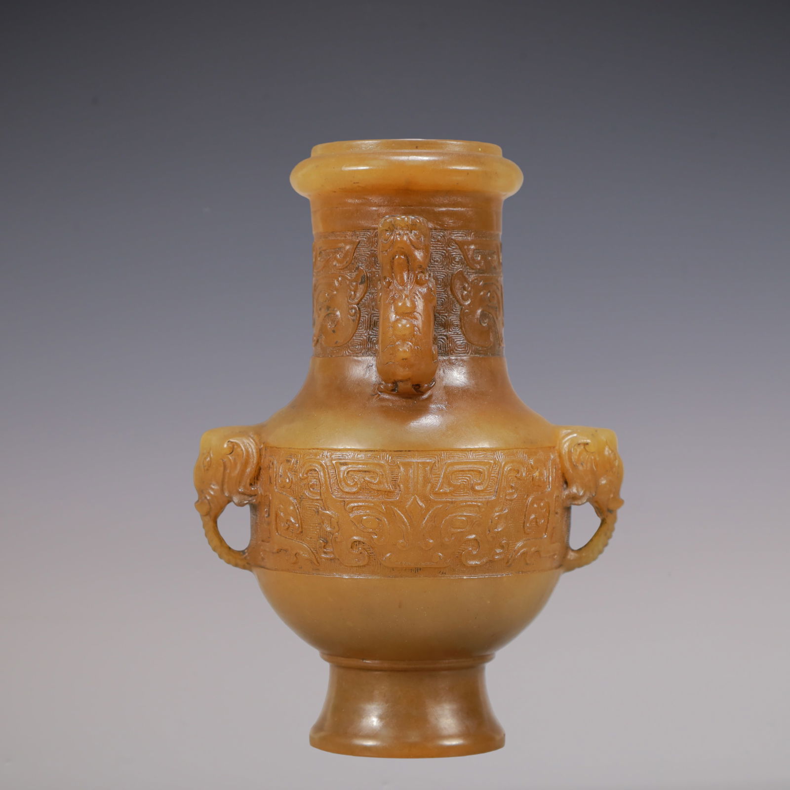 A Exquisite Shoushan Stone Beast-Face Pattern Double-Ears Vase: A Exquisite Shoushan Stone Beast-Face Pattern Double-Ears Vase Qing Dynasty, China Qianlong Four-character Mark Size:14.5cmx11cm Weight:800g (The Dimensions Of All Batches Are Manually Measured.If You